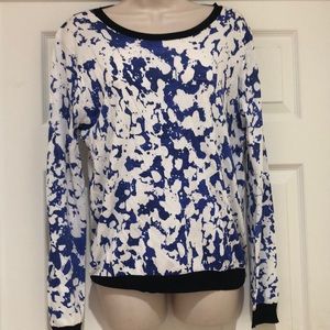 NWOT SI-IAE Viscose Blend Lightweight SweaterSizeM
